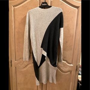 ⭐️Robert Rodriguez high/low asymmetrical sweater
